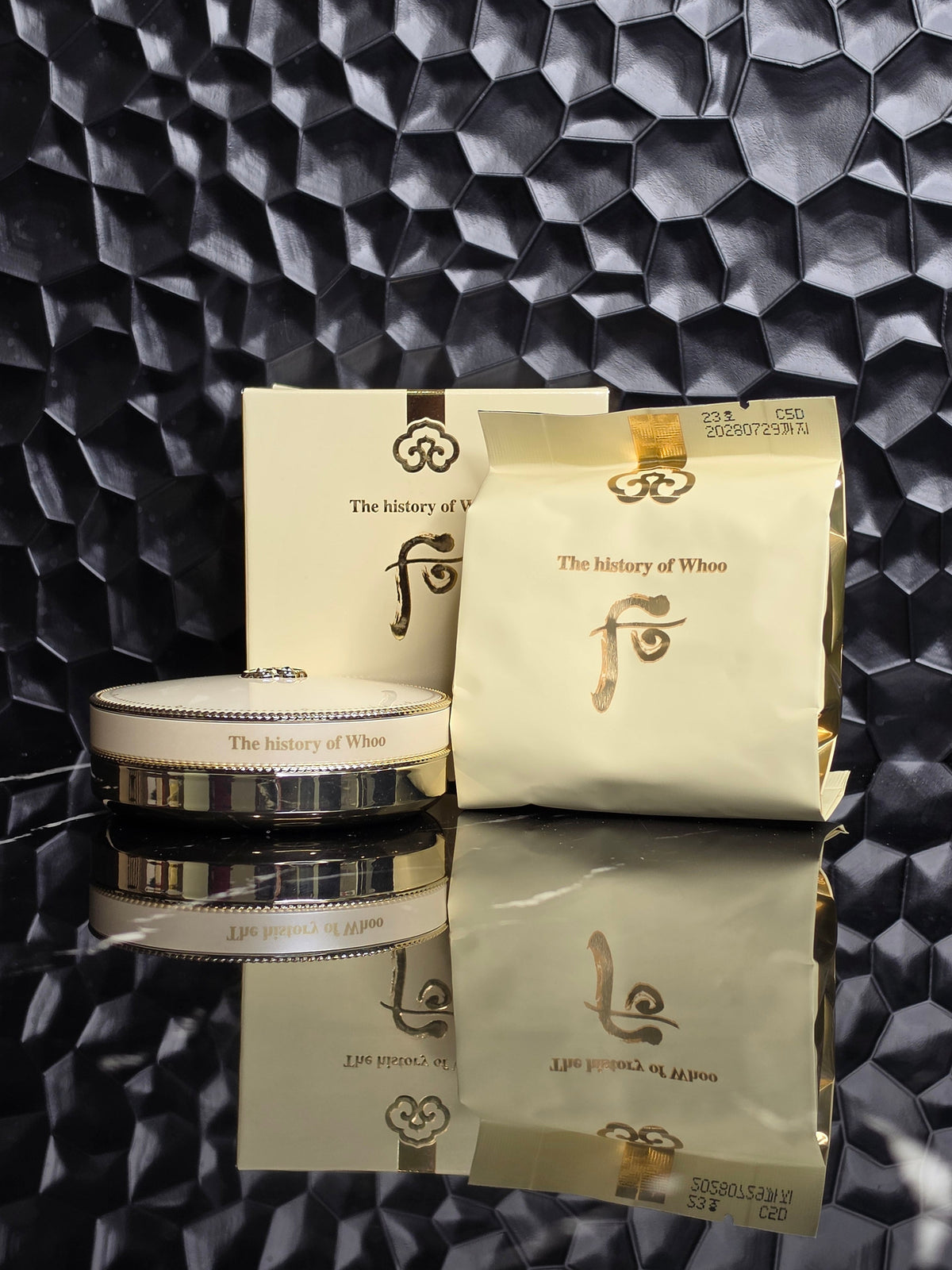 TheHistoryOfWhoo | Luxury Golden Cushion Glow (13g + 13g refill) - blushcraft